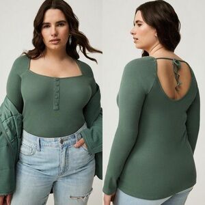 Torrid Ribbed Square Neck Henley Dark Forest Size 3 NWT